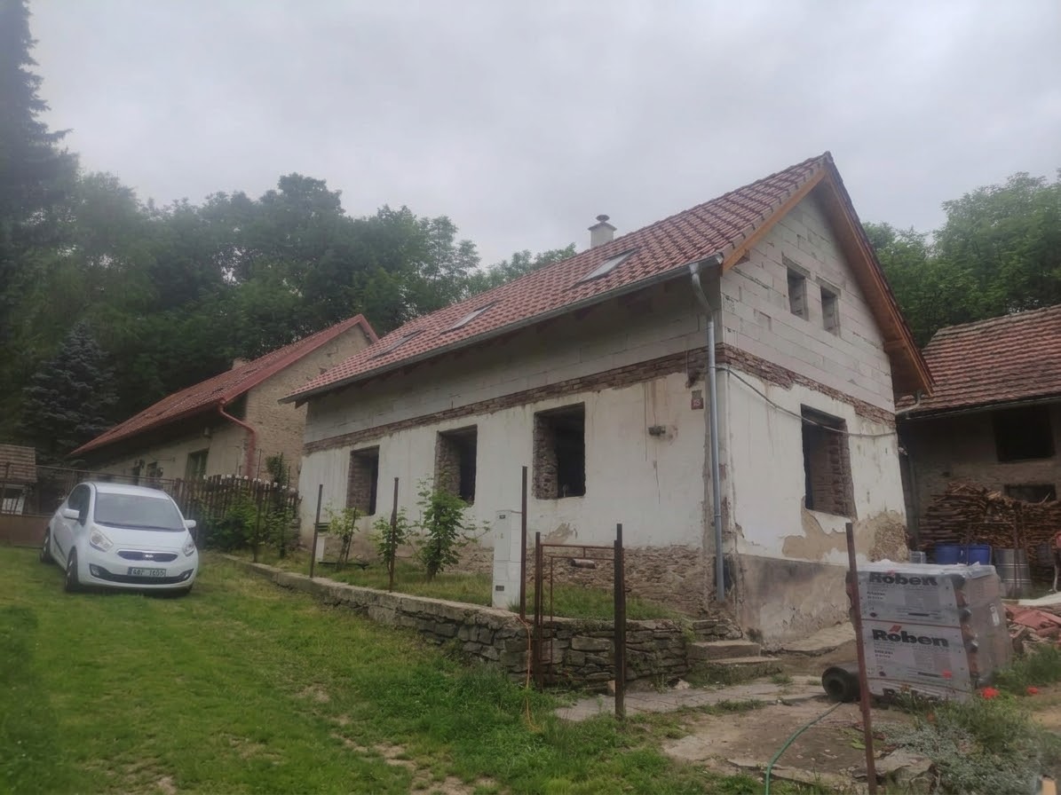 Sanace kamenného zdiva, Žleby